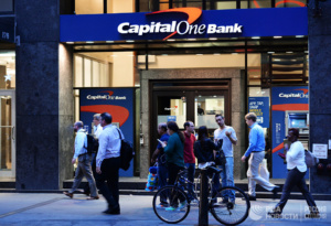 Capital One Financial Corporation — американская банковская холдинговая компания, специализирующаяся на кредитных карточках, ипотечных кредитах, автокредитах, банковских и сберегательных продуктах
