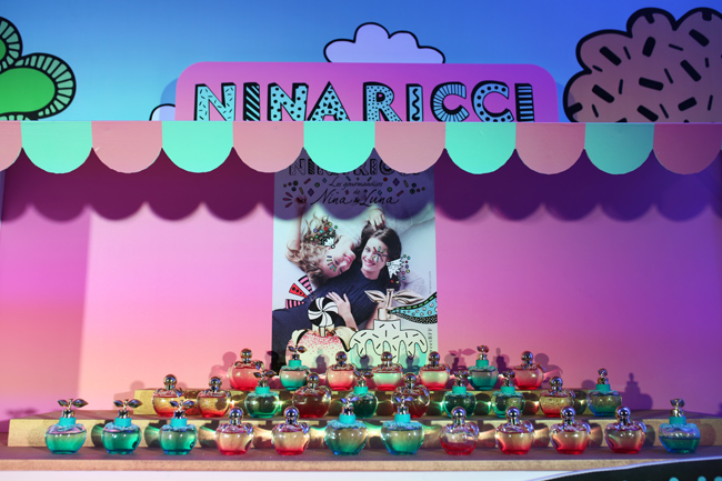 Путешествие в мир женственностиВыставка модного дома Nina Ricci в Москве