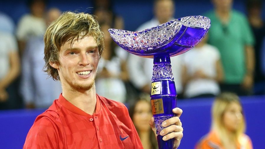 Андрей Рублёв выиграл свой первый профессиональный турнир в Умаге