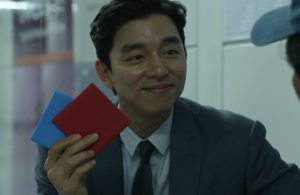 Организаторы предлагают сыграть героям в ттакджи (Источник: Netflix)