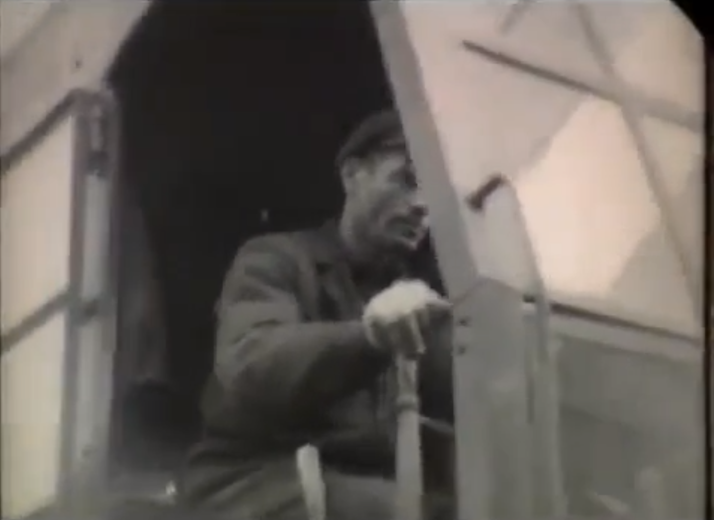 Кадр из фильма «Operation béton» (Операция «Бетон»). 1954 год