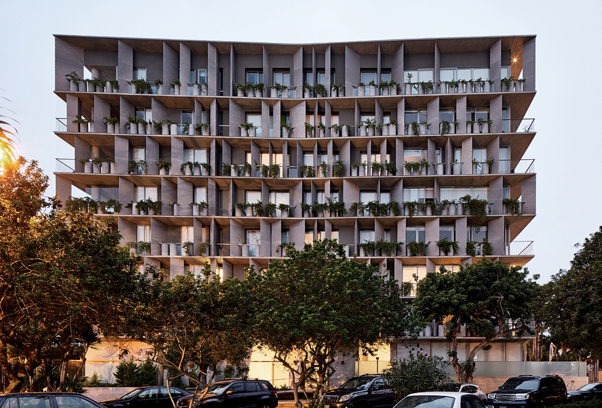 UN Park Apartments, Peru